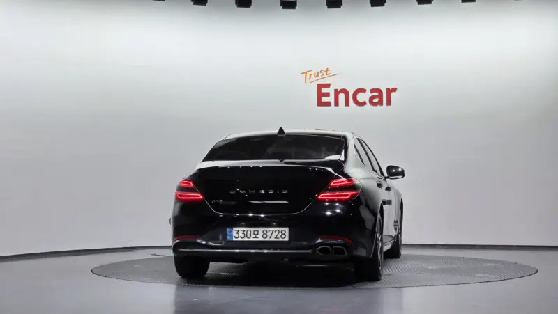 Genesis G70