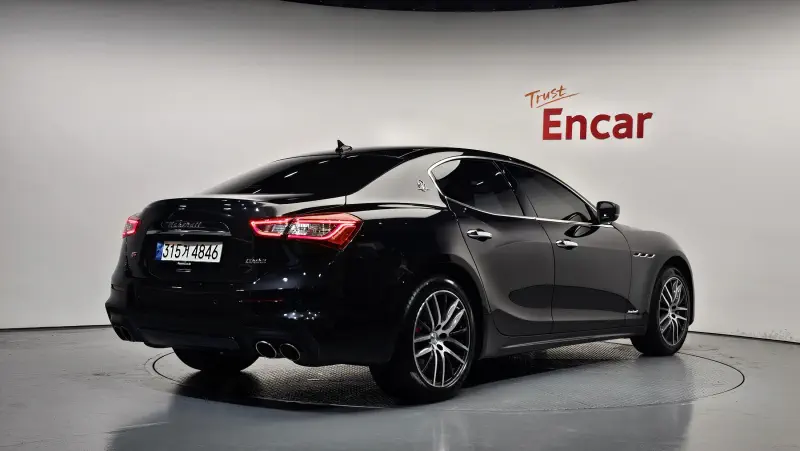 Maserati Ghibli