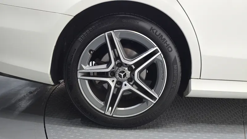 Купить Mercedes-Benz E-Class Gyeonggi из Кореи