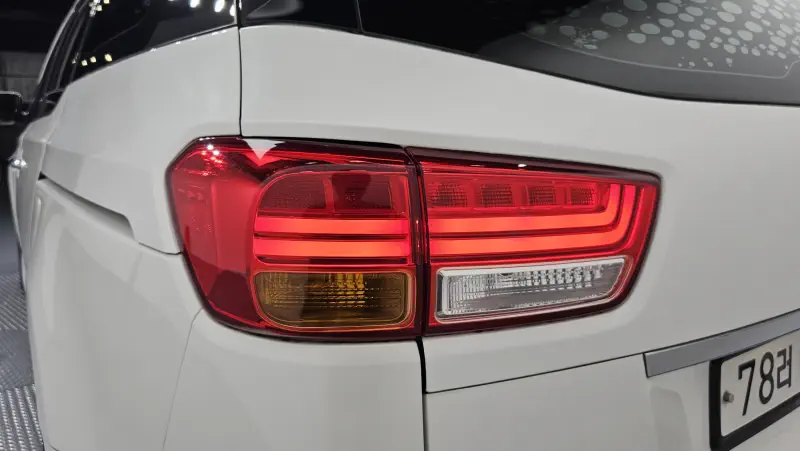 Купить Kia Carnival Busan из Кореи