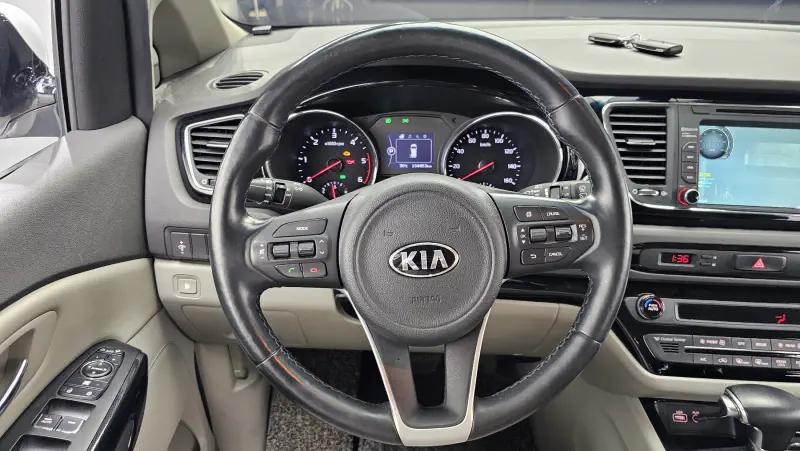 Купить Kia Carnival Busan из Кореи