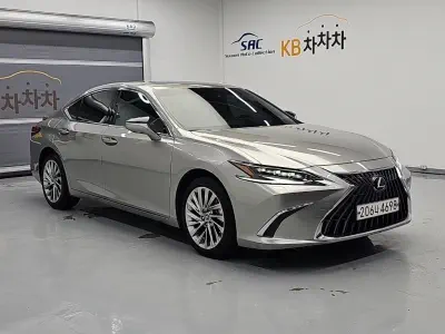 Lexus ES300h