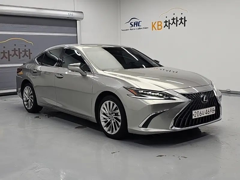 Lexus ES300h