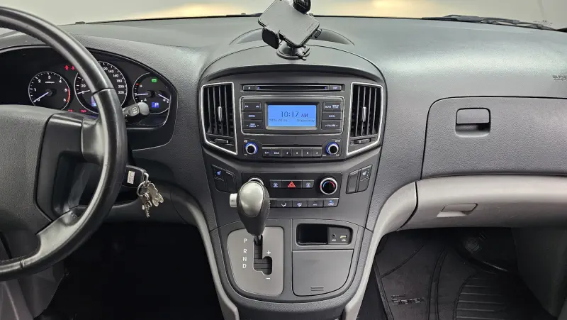 Hyundai Grand Starex