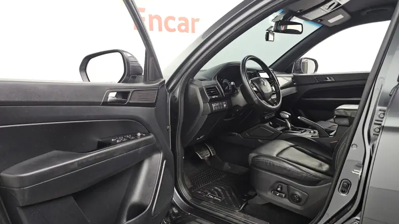 SsangYong Rexton Sports Khan