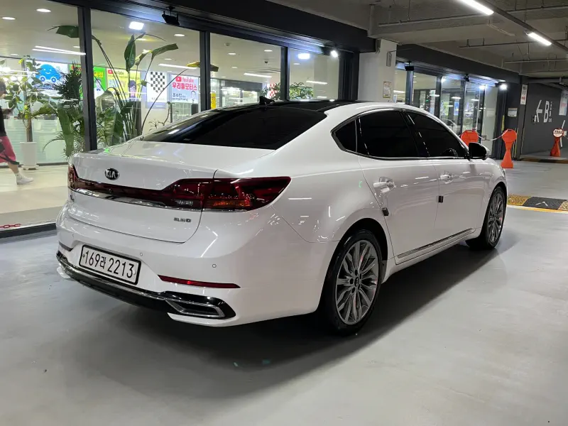 Kia K7