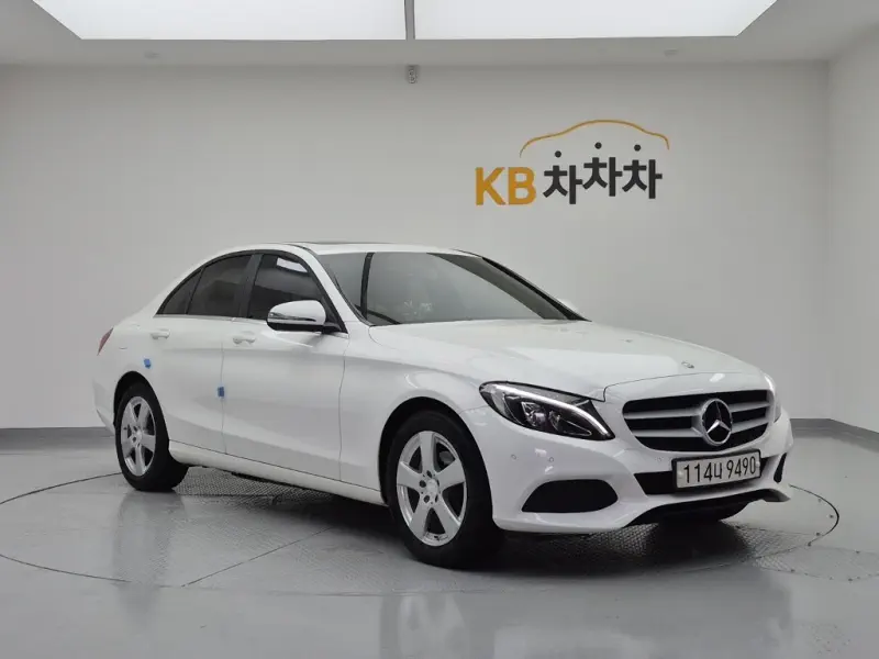 Mercedes-Benz C-Class