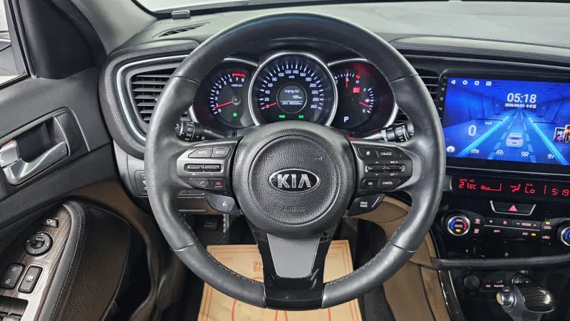 Kia K5