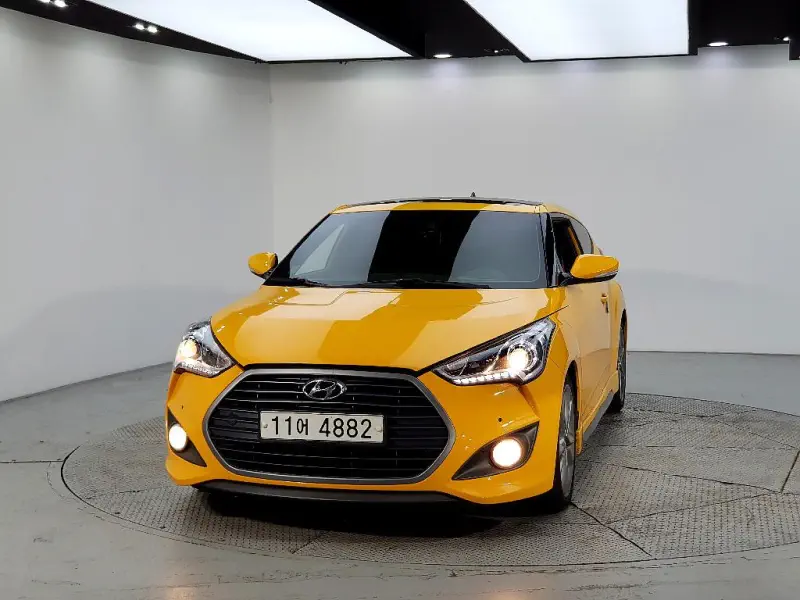 Hyundai Veloster