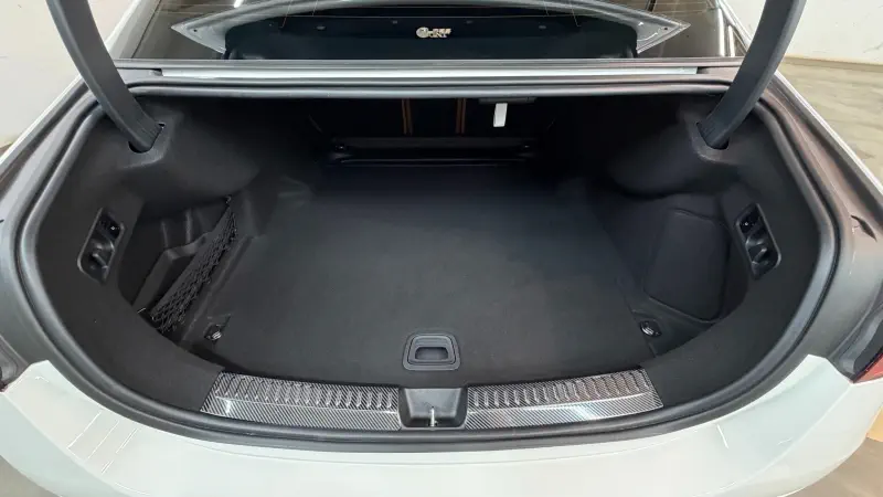 Купить Mercedes-Benz E-Class Busan из Кореи