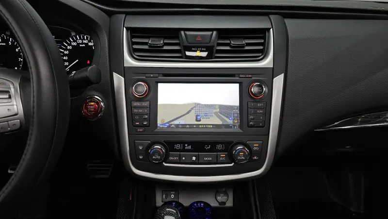 Nissan Altima