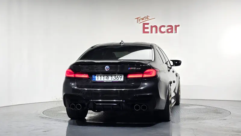 BMW M5