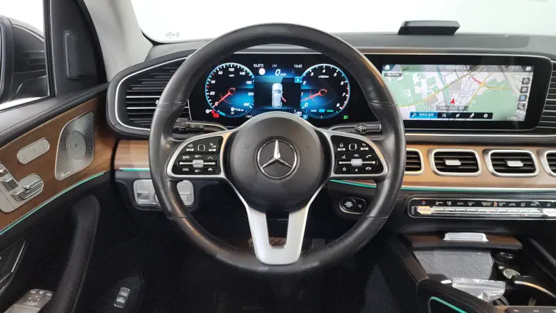 Mercedes-Benz GLE-Class