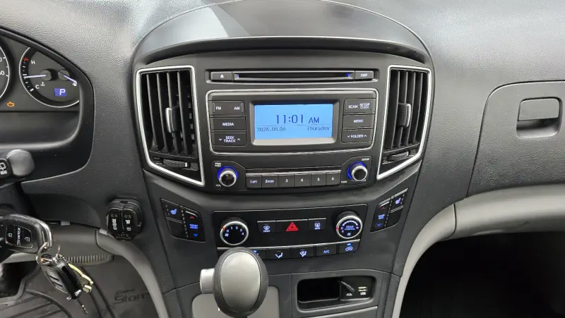 Hyundai Grand Starex