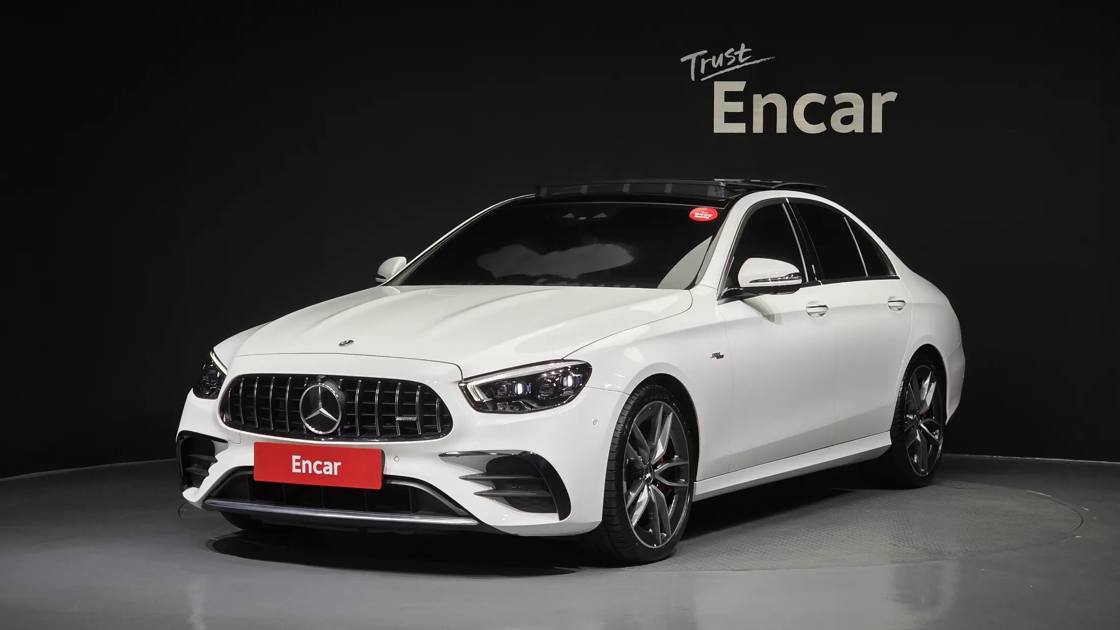 Mercedes-Benz E-Class 2022