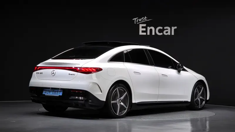 Mercedes-Benz EQE