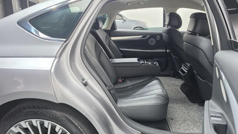 Genesis Electrified G80