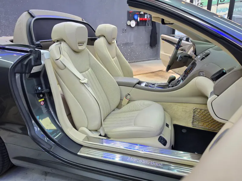 Mercedes-Benz SL-Class