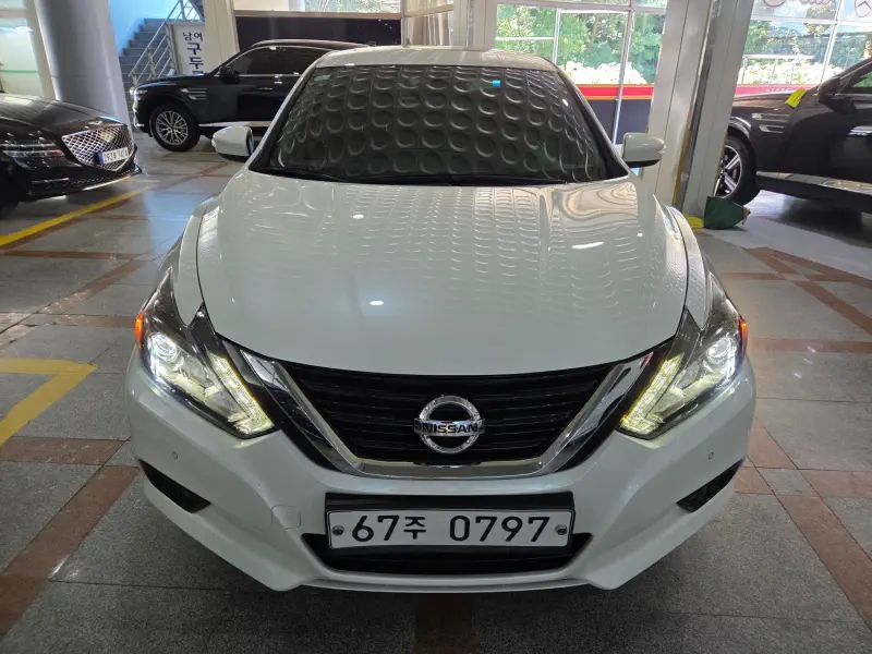Nissan Altima