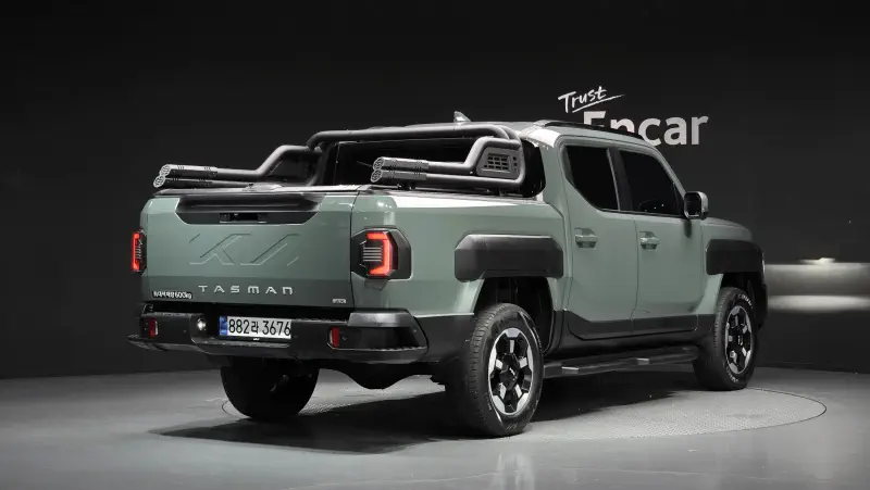 Kia Tasman