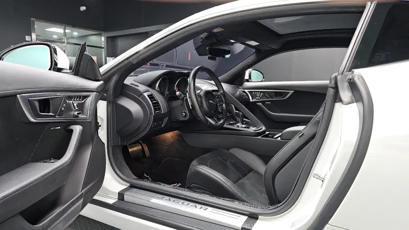 Jaguar F-Type