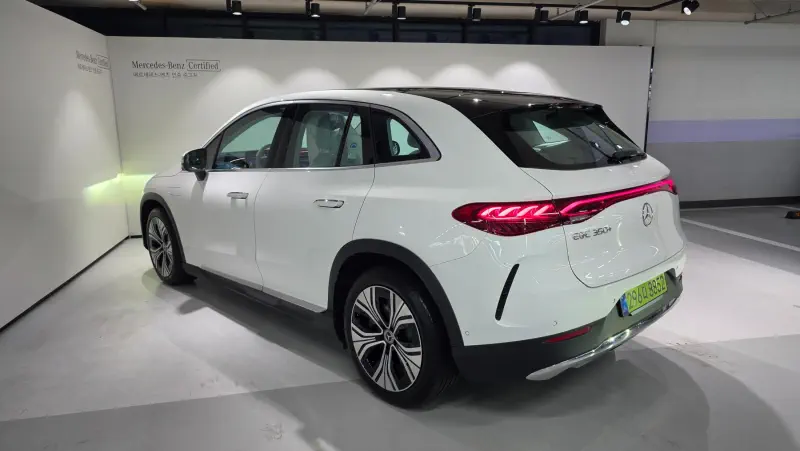 Mercedes-Benz EQE