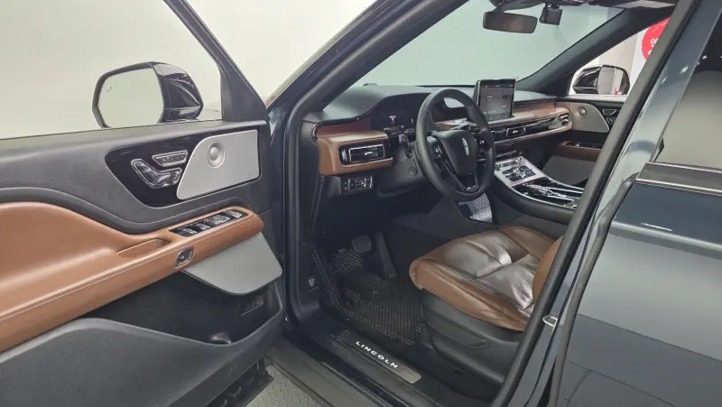 Lincoln Aviator