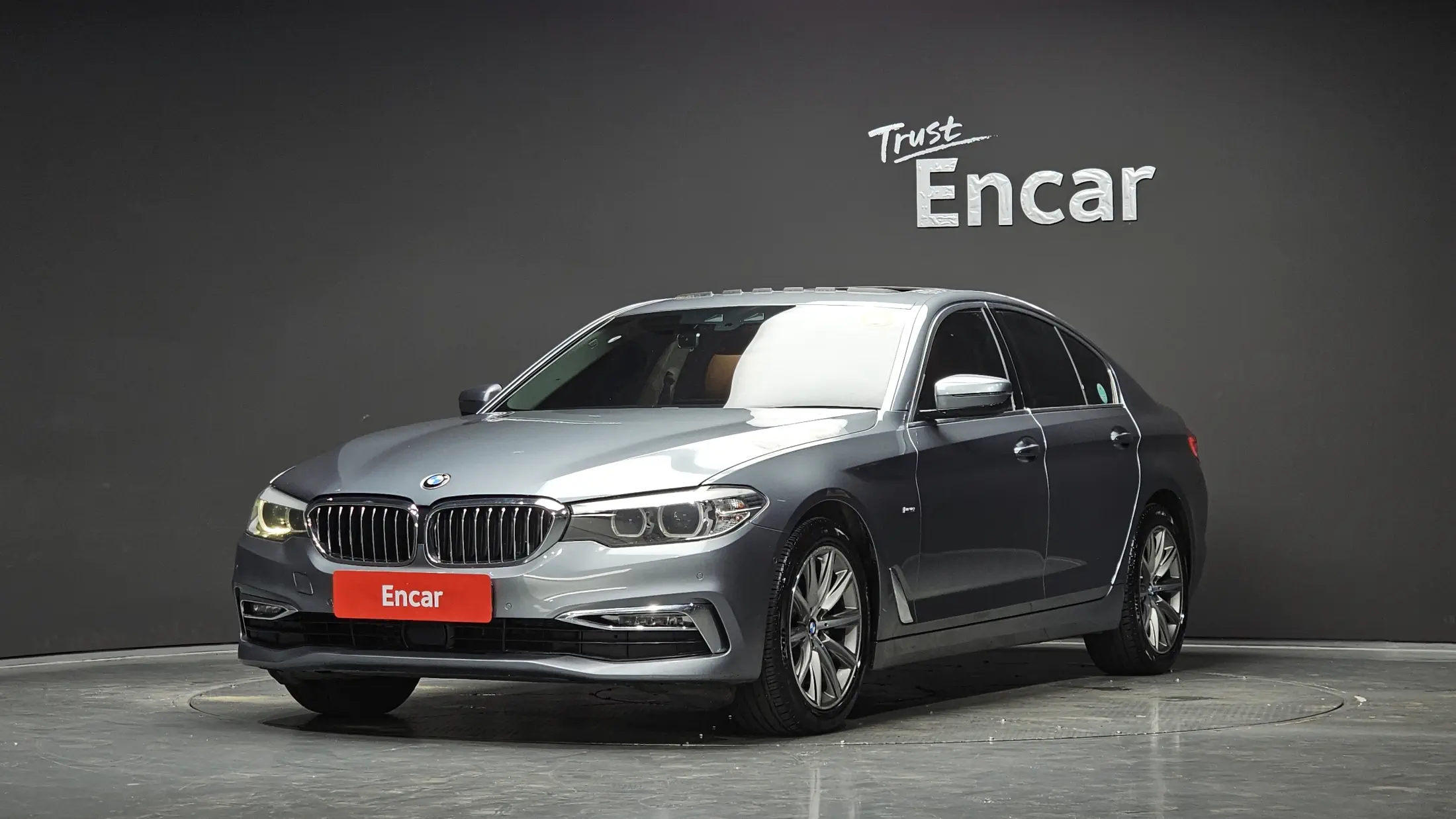 BMW 5-Series 2018
