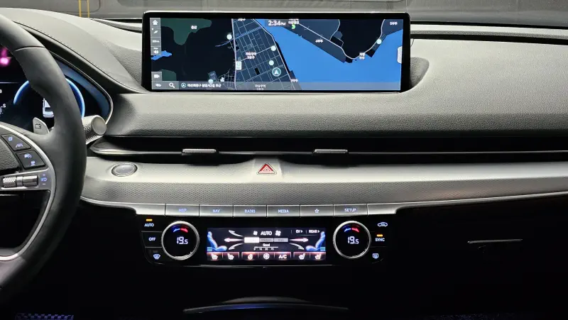 Genesis Electrified G80