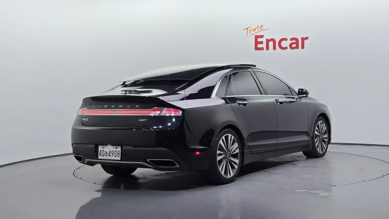 Lincoln Mkz