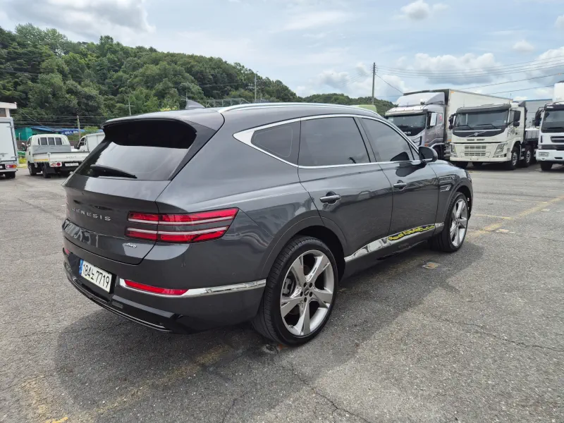 Genesis GV80
