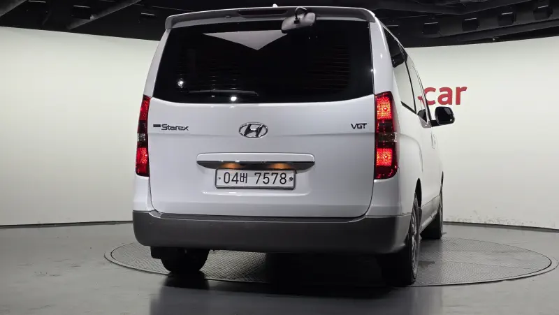 Hyundai Grand Starex