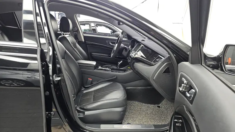 Kia K9