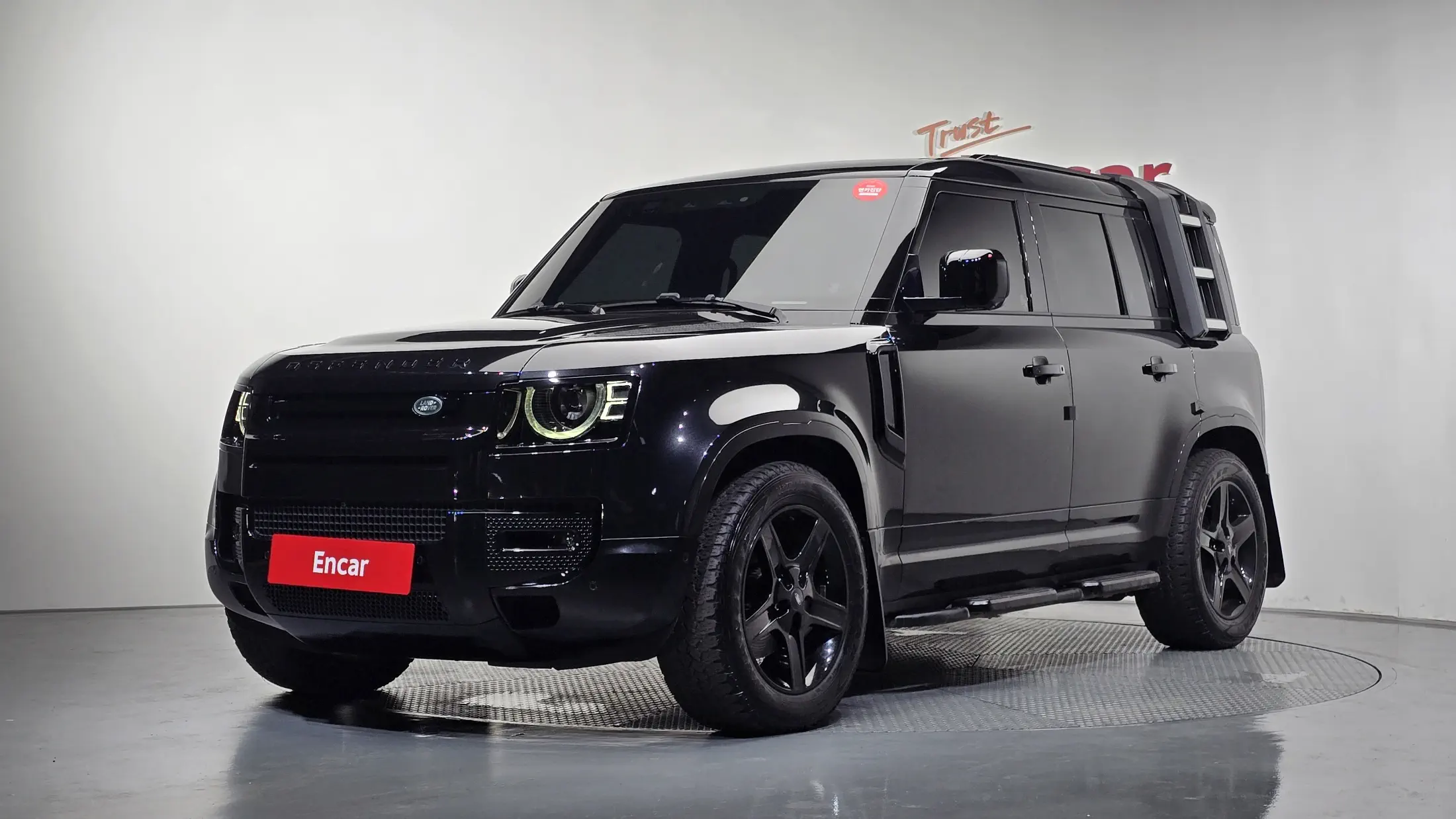 Land Rover Defender 2022