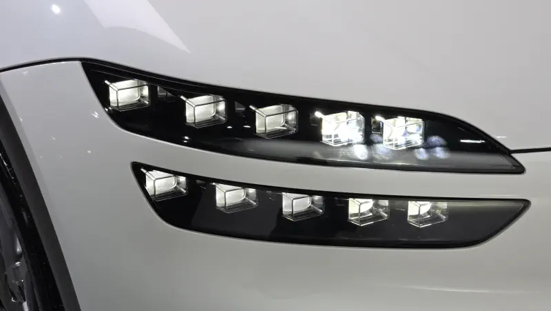 Genesis GV60