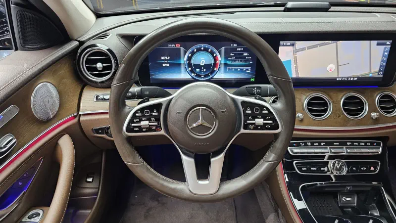 Купить Mercedes-Benz E-Class Gyeongnam из Кореи