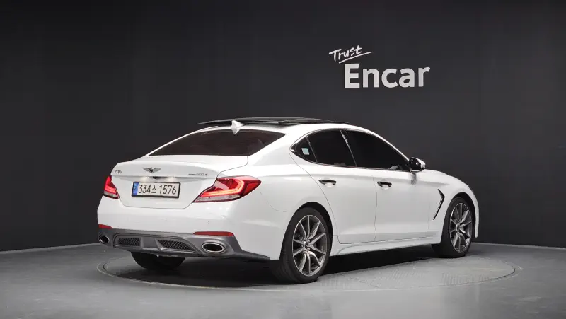 Genesis G70