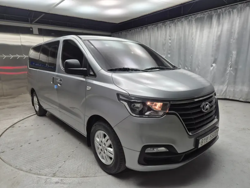 Hyundai Grand Starex