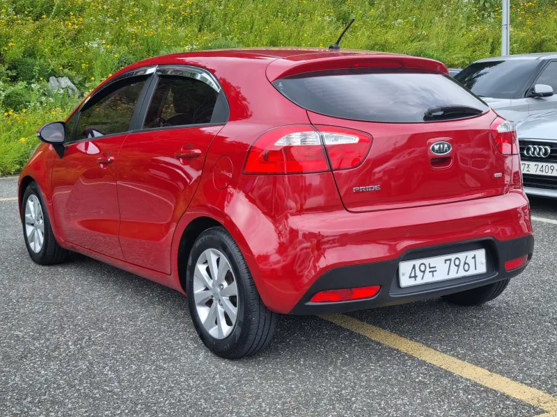 Kia pride