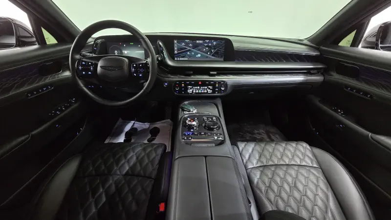 Genesis G90