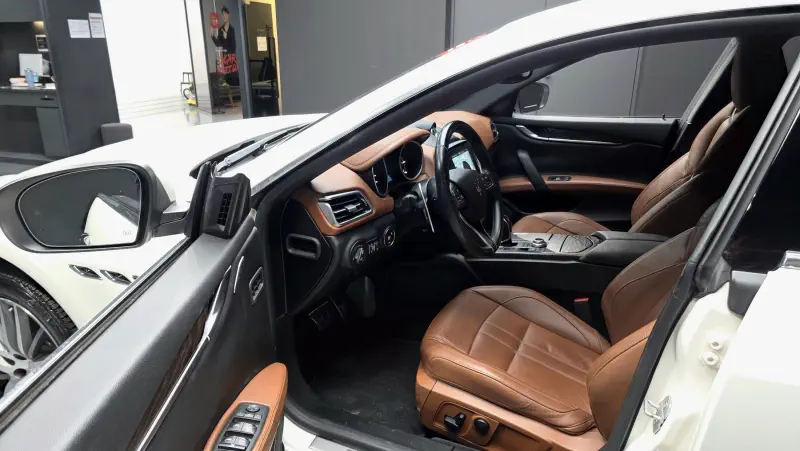 Maserati Ghibli