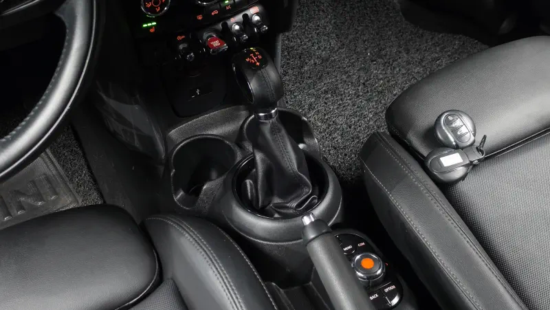 MINI Hatch