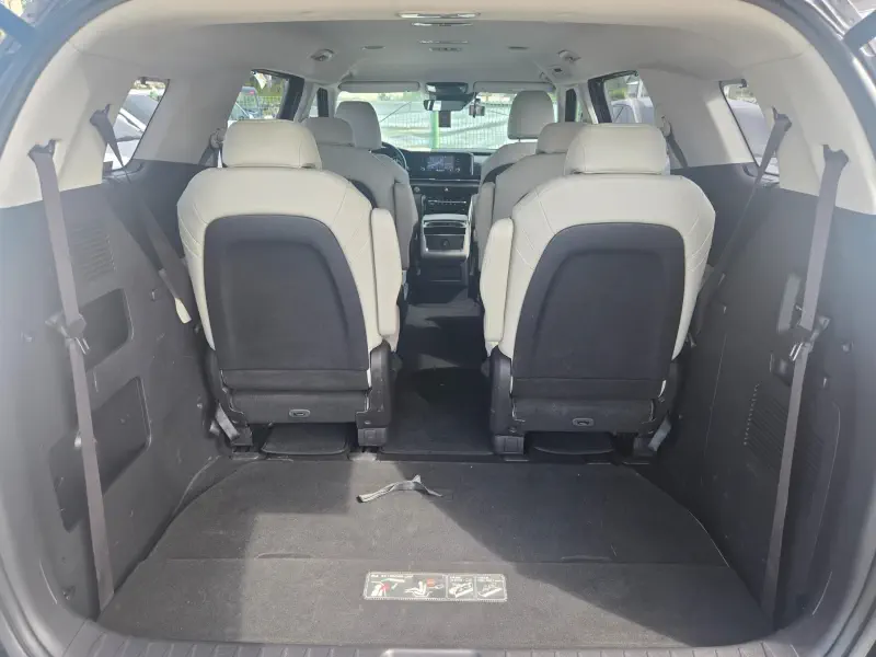 Купить Kia Carnival Jeonbuk из Кореи