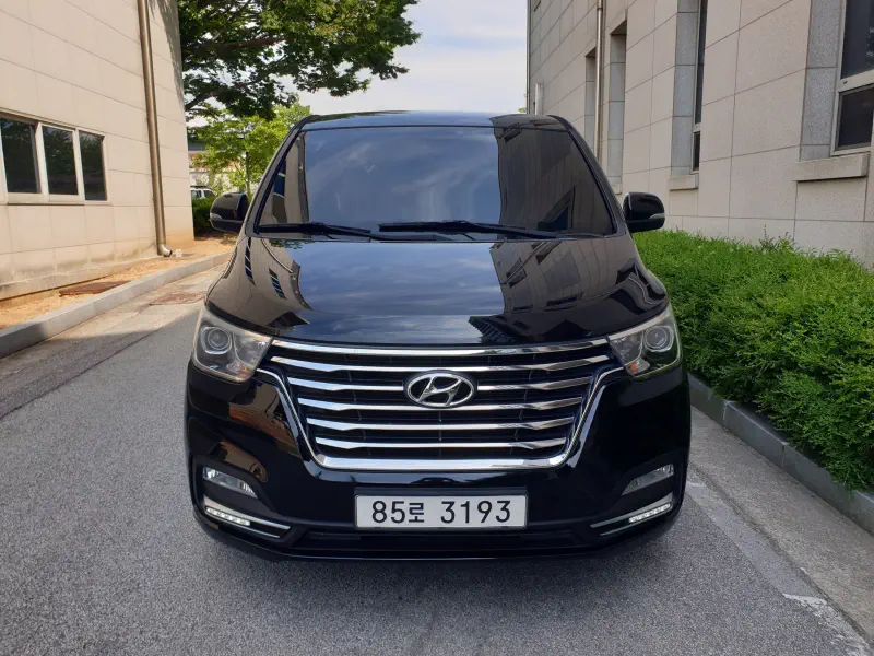 Hyundai Grand Starex