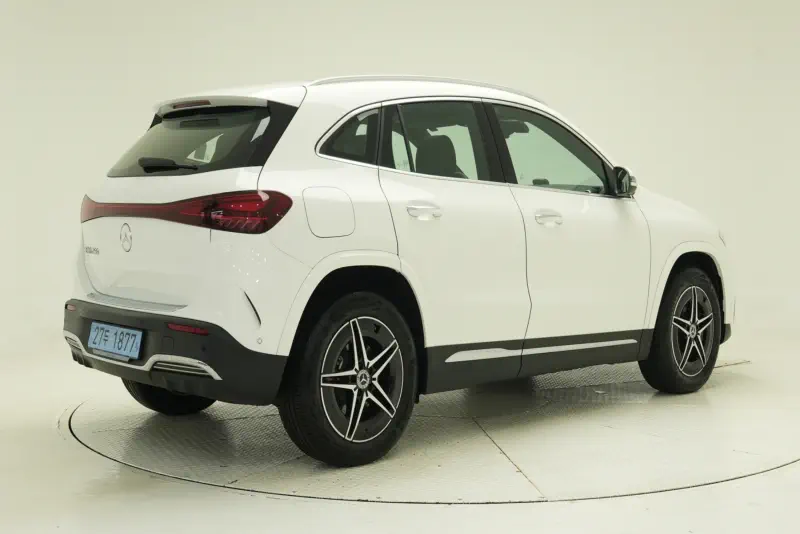 Mercedes-Benz EQA