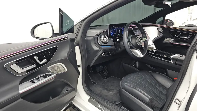 Mercedes-Benz EQE