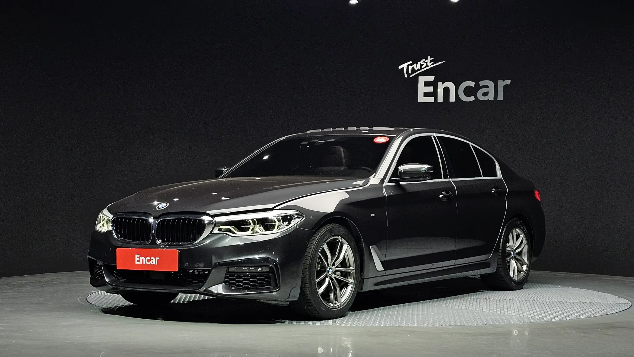 BMW 5-Series 2019