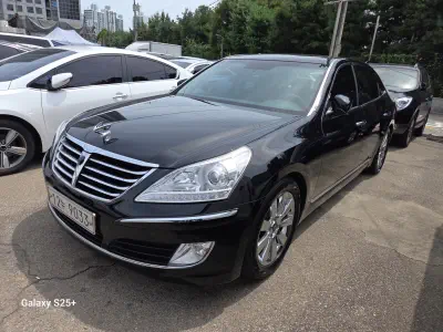 Hyundai Equus