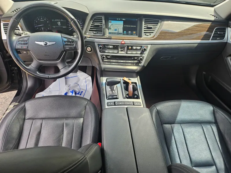 Genesis G80