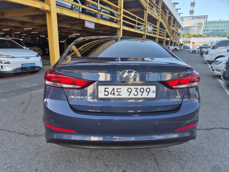 Hyundai AVANTE